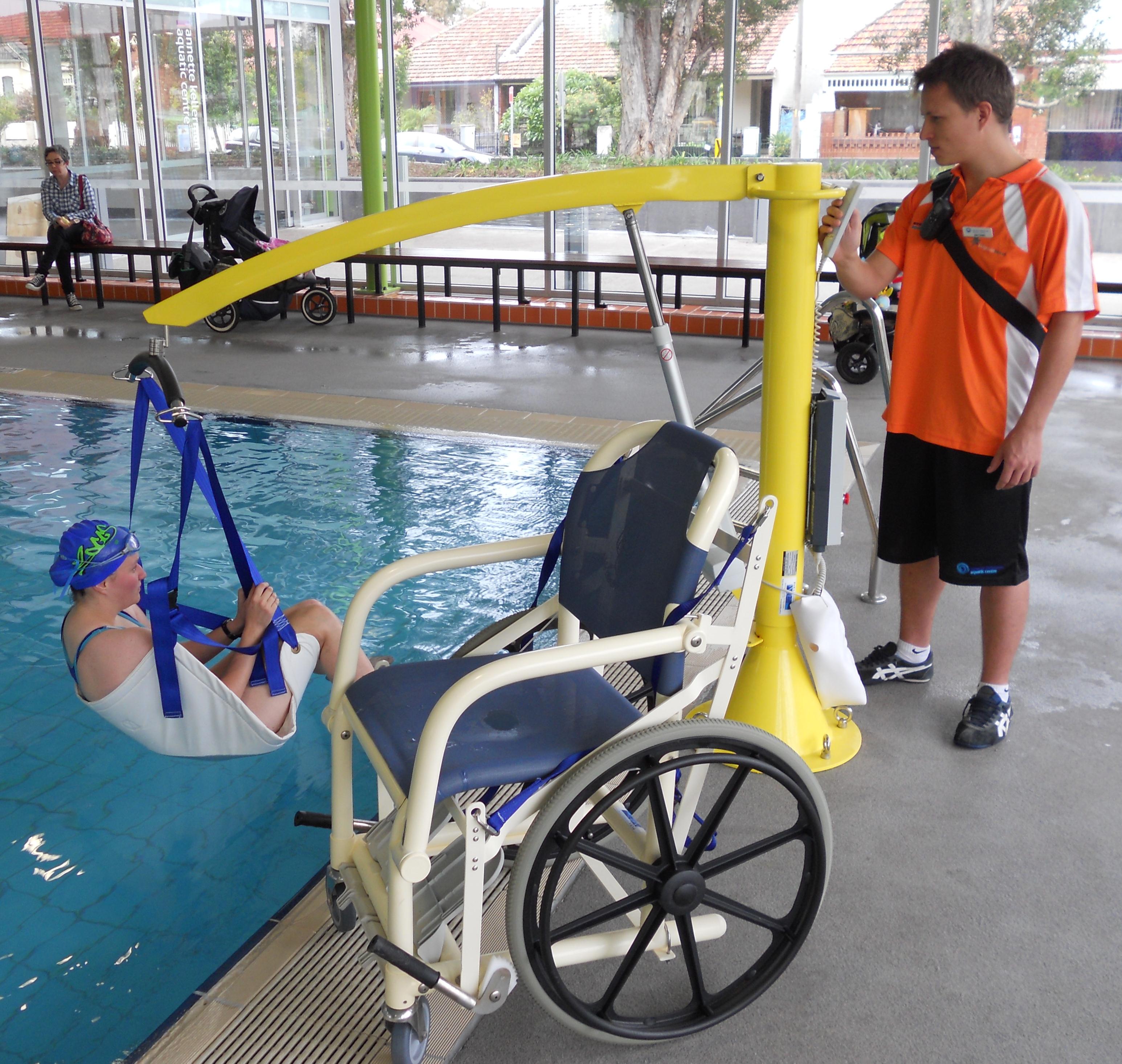 Pelican Pool Hoist